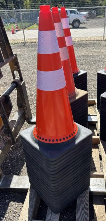 (20) Safety Cones