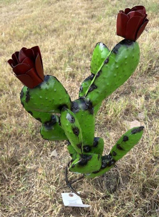 Metal Art - Small Cactus w/Red Flowers