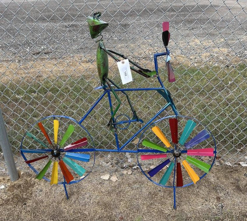 Metal Art - Frog on Bicycle - In Ground