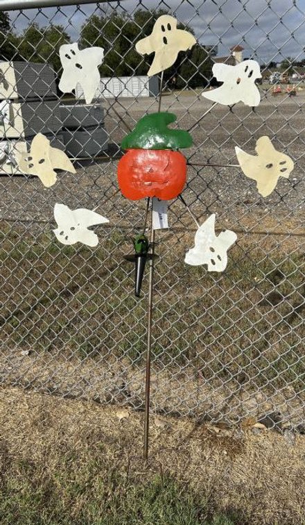 Metal Art - Halloween Pumpkin Spinner - In Ground