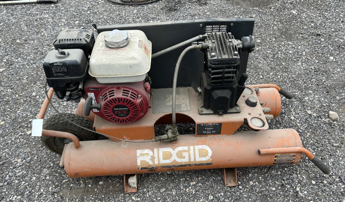 Ridgid 9 Gal Air Compressor