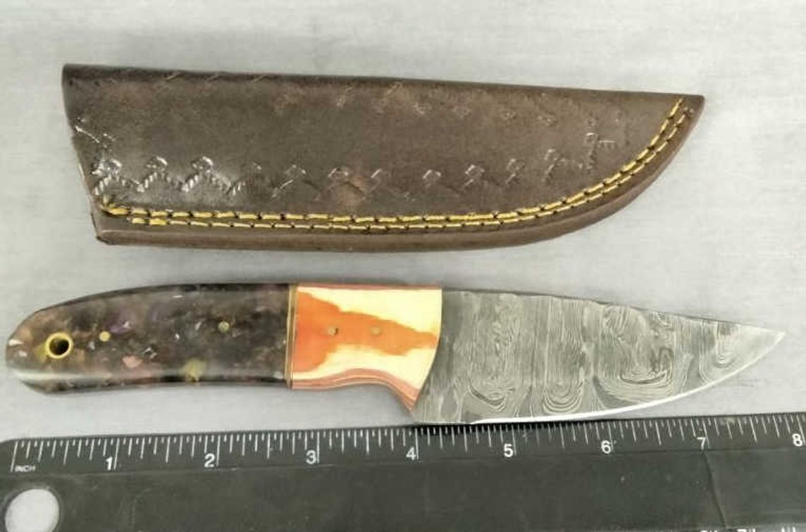 Damascus Hunting Knife 8" w/Sheath
