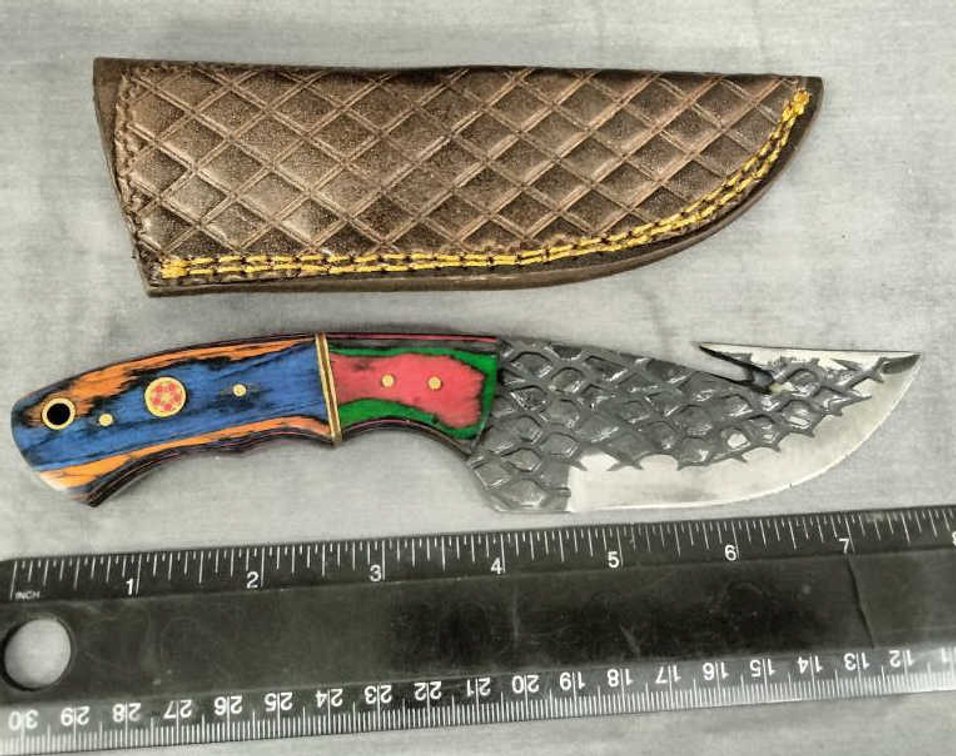 Gut Hook Knife 8" w/Sheath