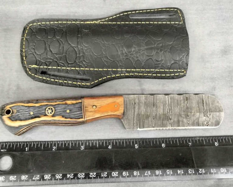 Damascus Bull Cutter Knife 8.5" w/Belt Holder