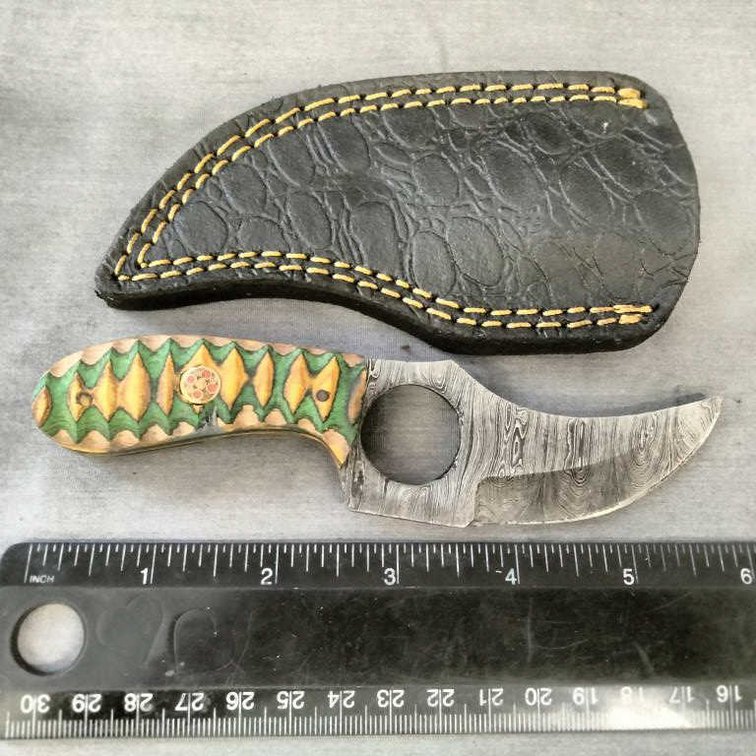 Damascus Skinner Knife 6" w/Sheath