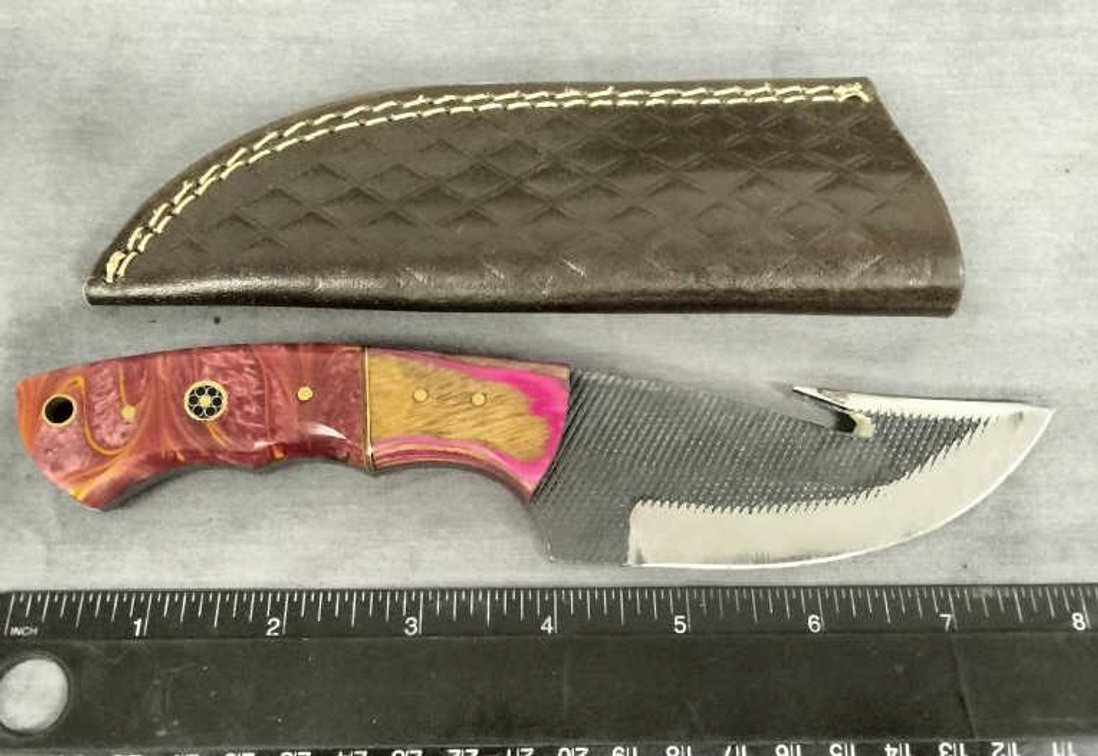 Gut Hook Knife 8" w/Sheath