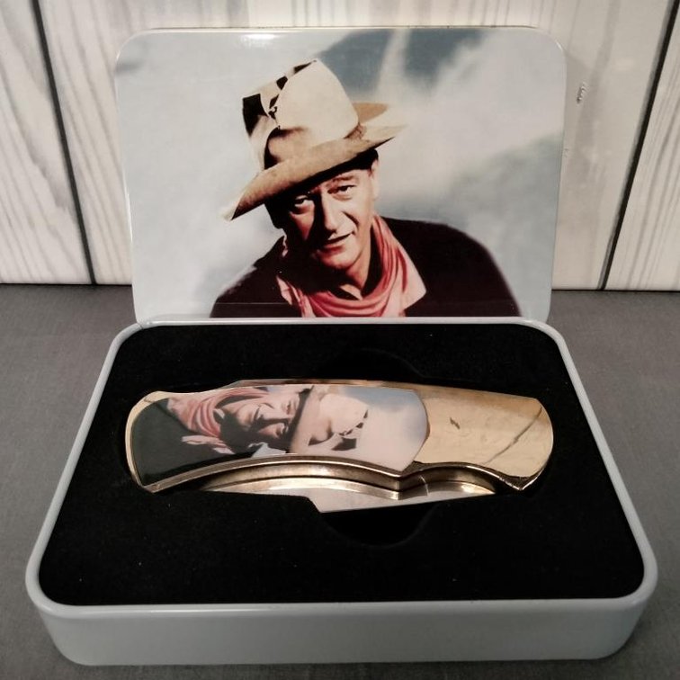John Wayne Movie Collectibles Pocket Knife