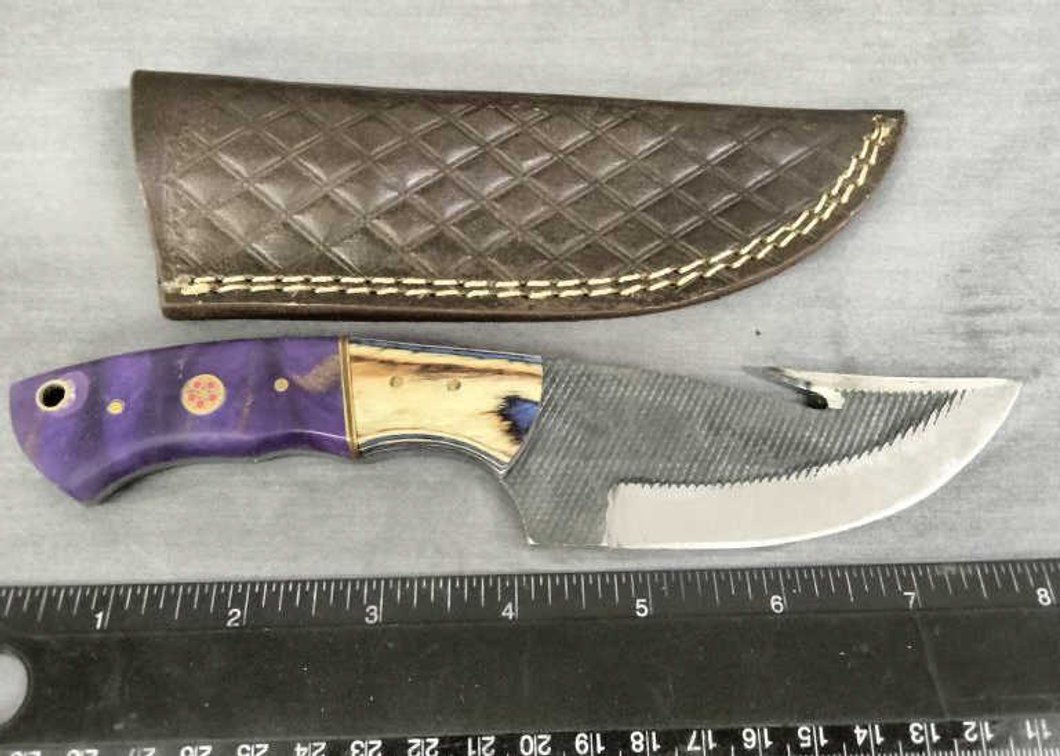 Gut Hook Knife 8" w/Sheath