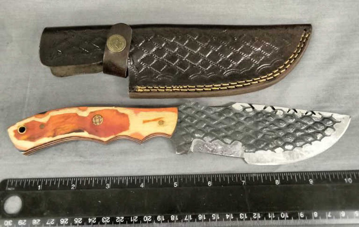 Tracker Hunting Knife 10.5" w/Sheath
