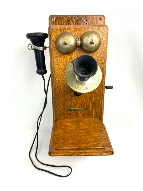 Stromberg-Carlson Telephone Mfg. Co. Wall Mount Oak Cabinet Phone