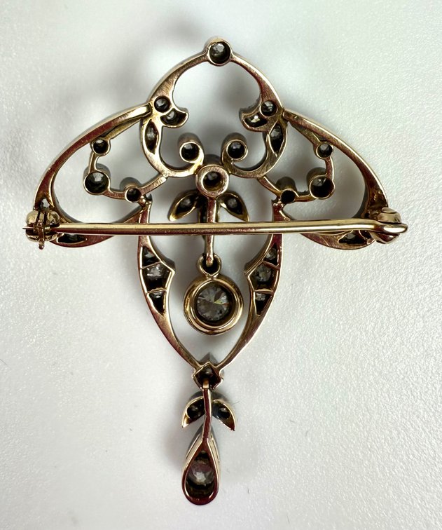 Image for Heirloom & High-Style Jewelry: Antique Diamonds, Vintage Gold & Designer Icons
