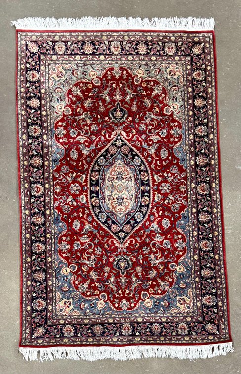 4.5' x 8' Red Indian Wool Rug
