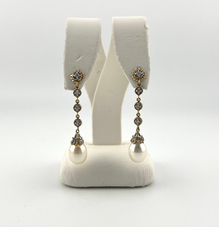 Image for Heirloom & High-Style Jewelry: Antique Diamonds, Vintage Gold & Designer Icons