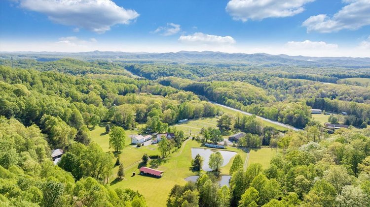 Image for Versatile Legacy Fayette Co. Property