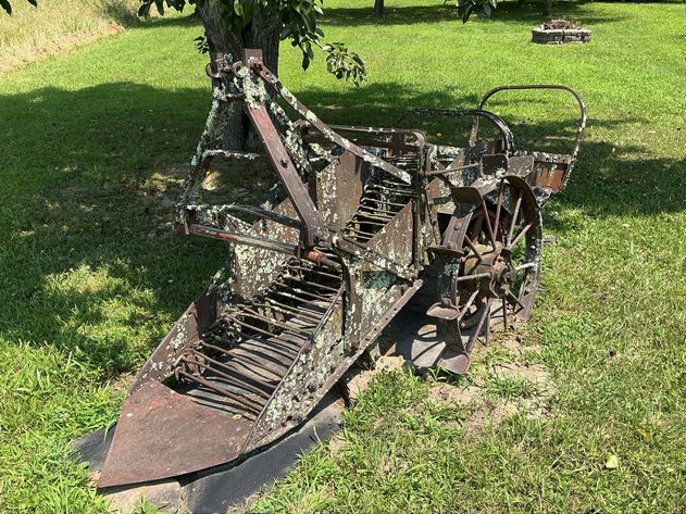 Image for ENT 416 - The Country Homestead Auction: Tractors, Tools, Gold & Antiques