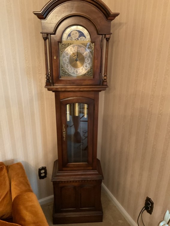Image for ENT 415 - Mountaineer Manor: Ethan Allen, Gold Jewelry & WVU Collectibles
