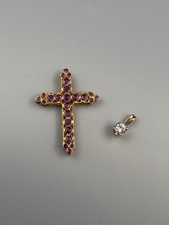 14K Gold (Tested) Reversible Cross