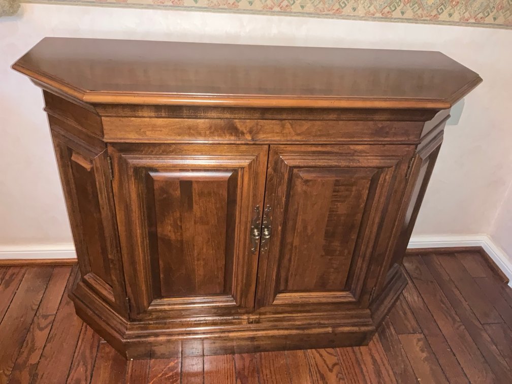 Vintage Ethan Allen Classic Manor Solid Maple Console Cabinet