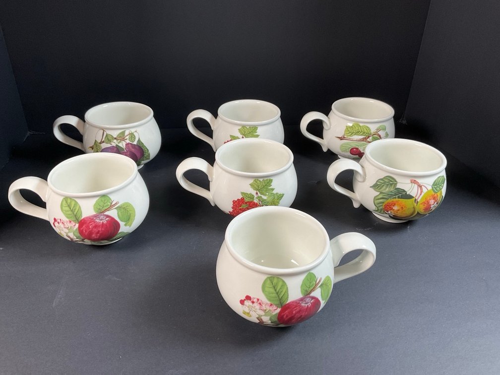 Set of 7 Portmeirion Pomona Romantic Cups