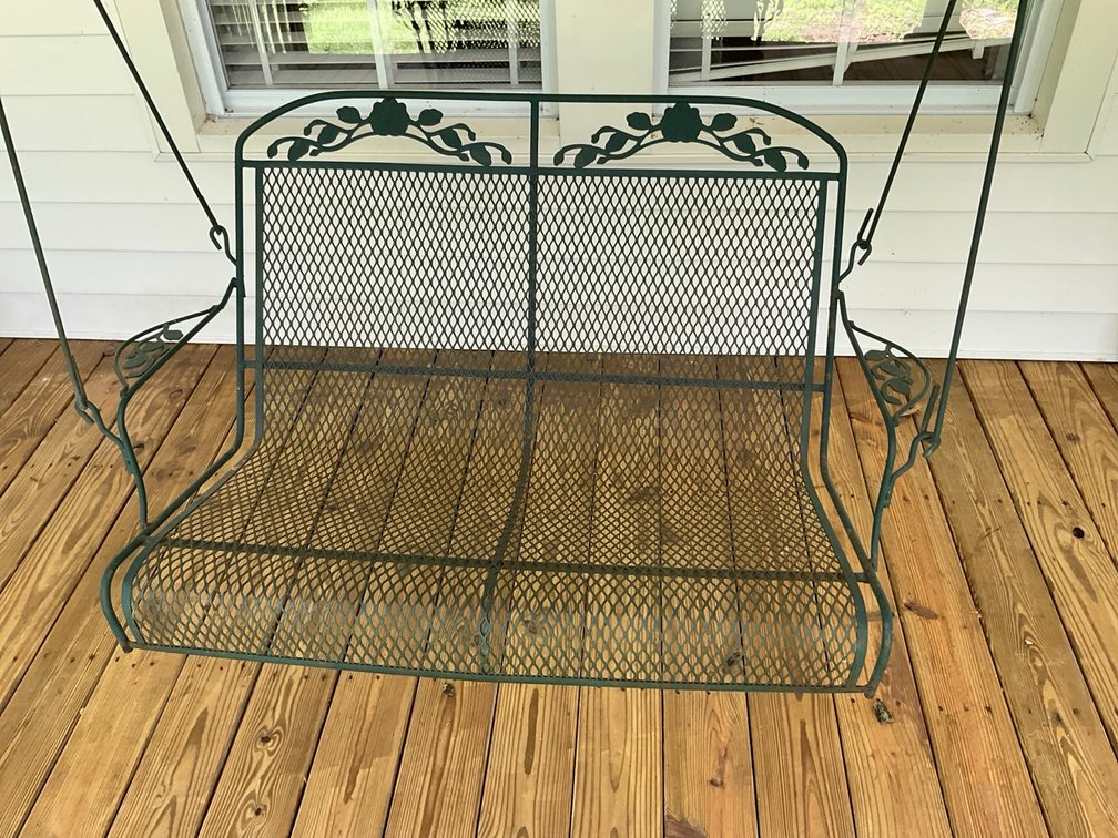 Classic Green Metal Floral Motif Mesh Porch Swing