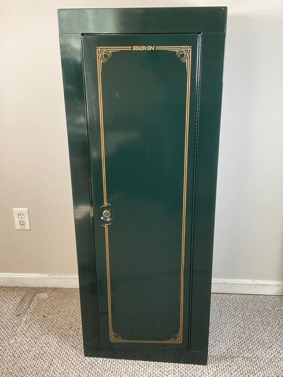Stack-On Hunter Green Steel Gun Security Cabinet Safe
