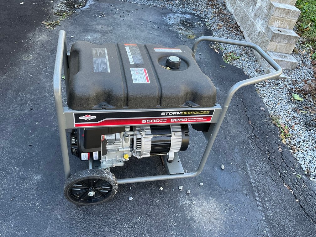 Briggs & Stratton Storm Responder 5500-Watt Portable Gasoline Generator