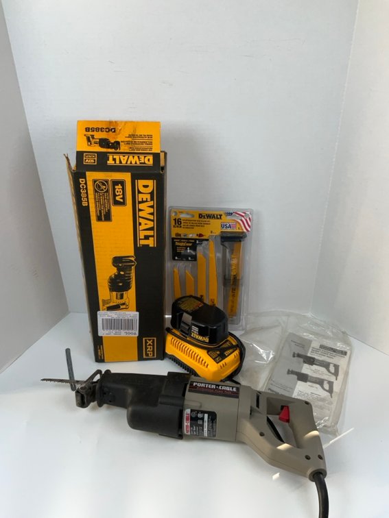 DeWalt Cordless Reciprocating Saw and Porter Cable Tiger Saw Lot