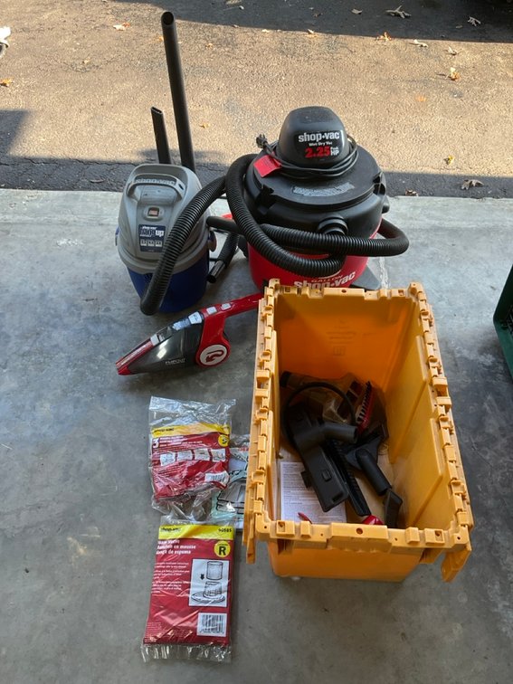 Shop-Vac Wet Dry Vacuums and Dirt Devil Handheld Vacuum Lot