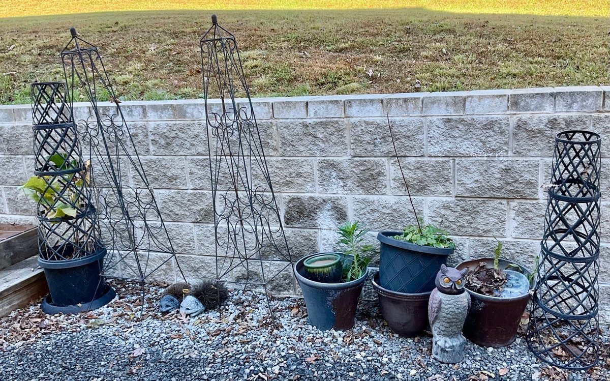 Metal Garden Obelisks Plant Trellises, Planters and Garden Statuary Group