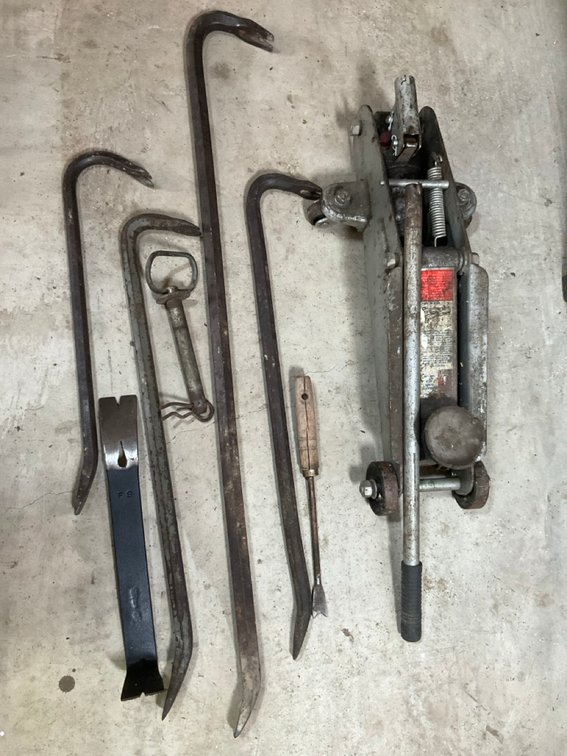 Hydraulic Floor Jack with Assorted Wrecking and Pry Bars