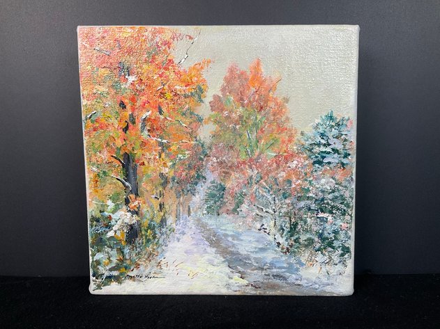 Image for FAR 731 - Distinctive Art, Antiques & Collectibles