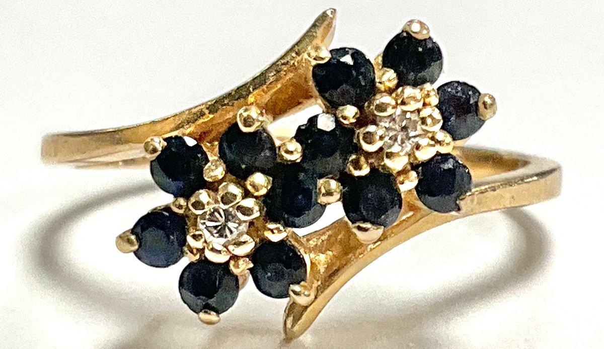 14K Gold Ring with Blue Stones