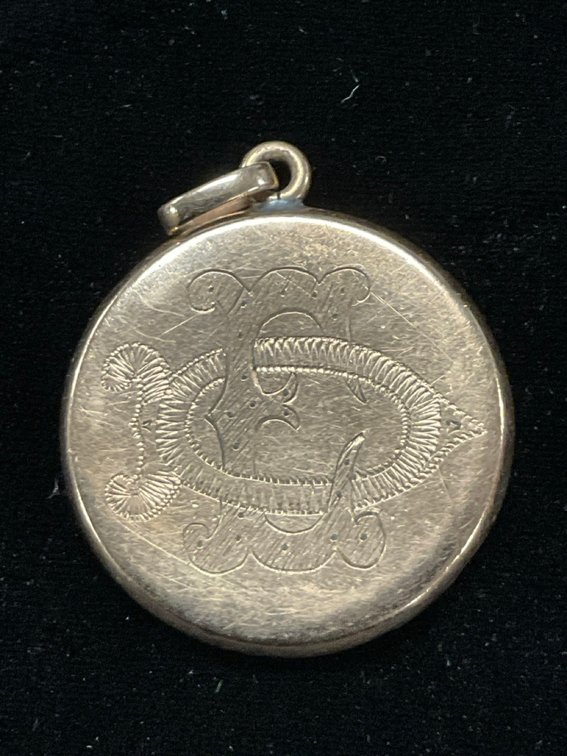 10K (tested) Gold Locket