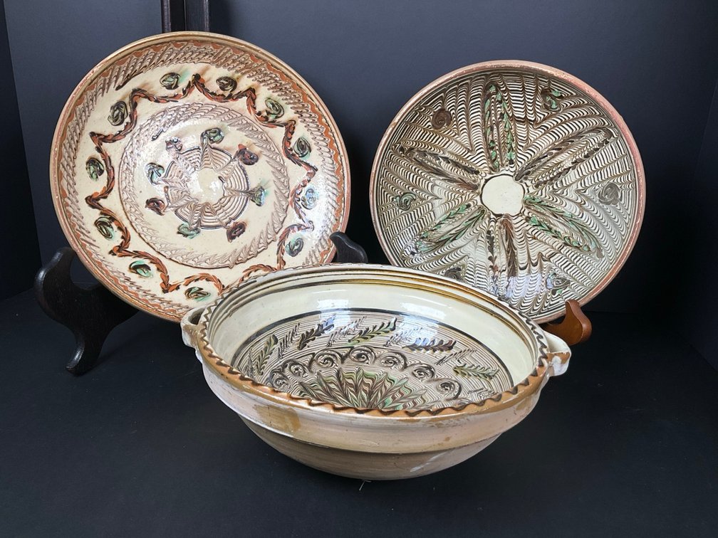 Exquisite Pottery Bowls made in Romania