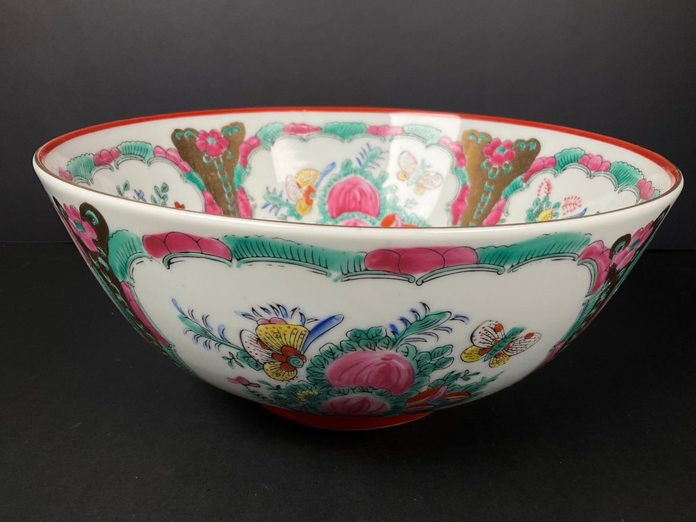 Rose Medallion Asian Bowl