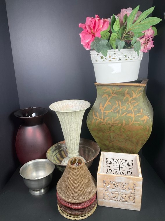 Flower Vases & Beaded Miniature Lamp Shades