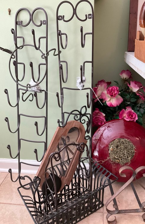 Metal Wine Racks & More Home Decor