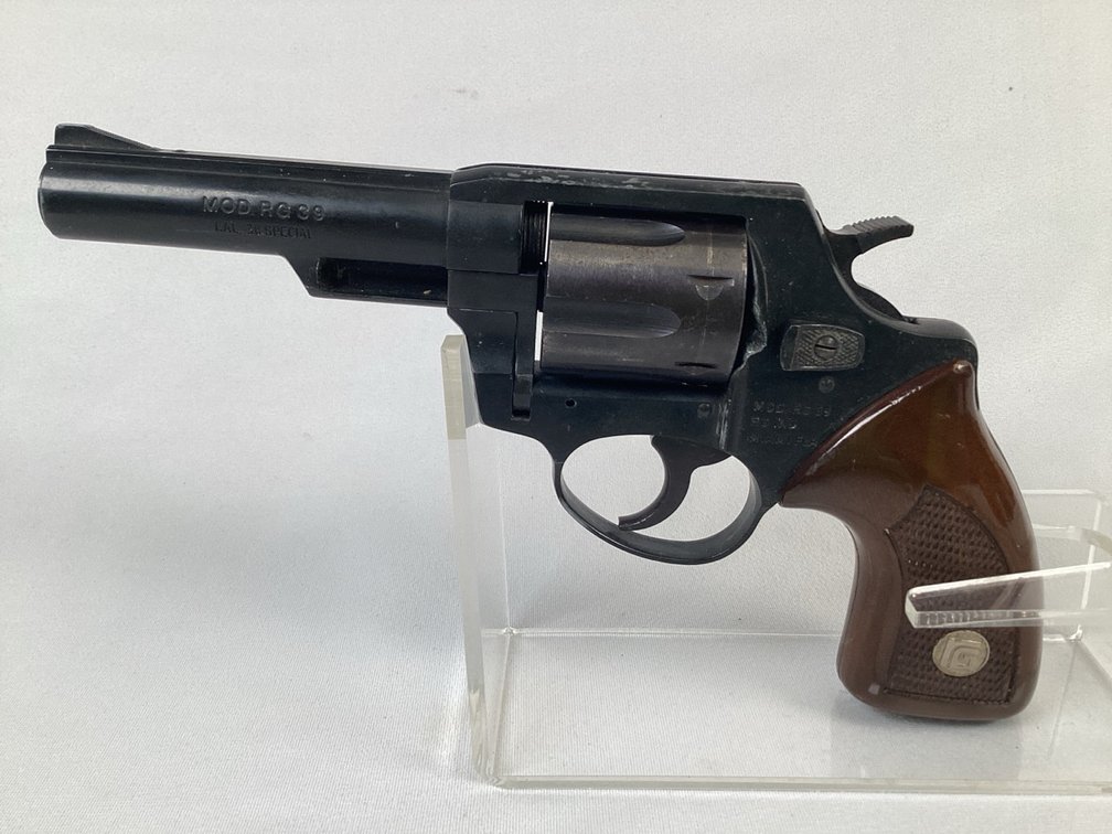 RG Model RG39 Revolver in .38 Special