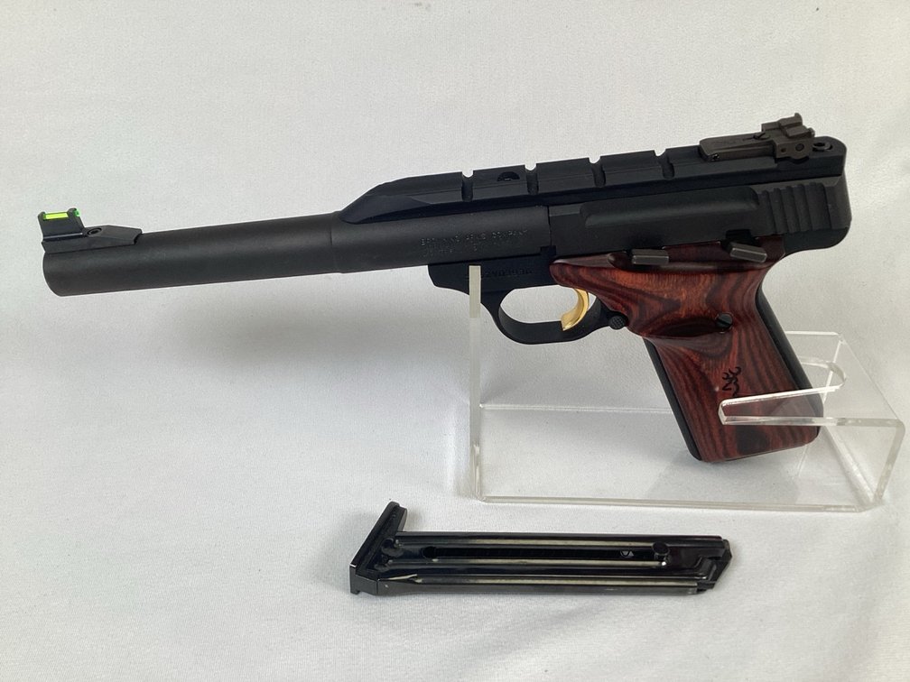 Browning Buckmark Pistol in .22 Long Rifle
