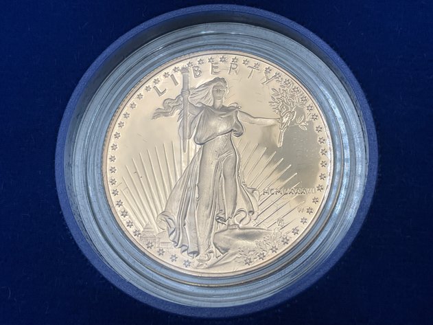 Image for FAR 735 - Collector's Coin Showcase