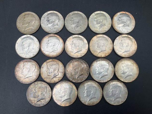 Image for FAR 735 - Collector's Coin Showcase
