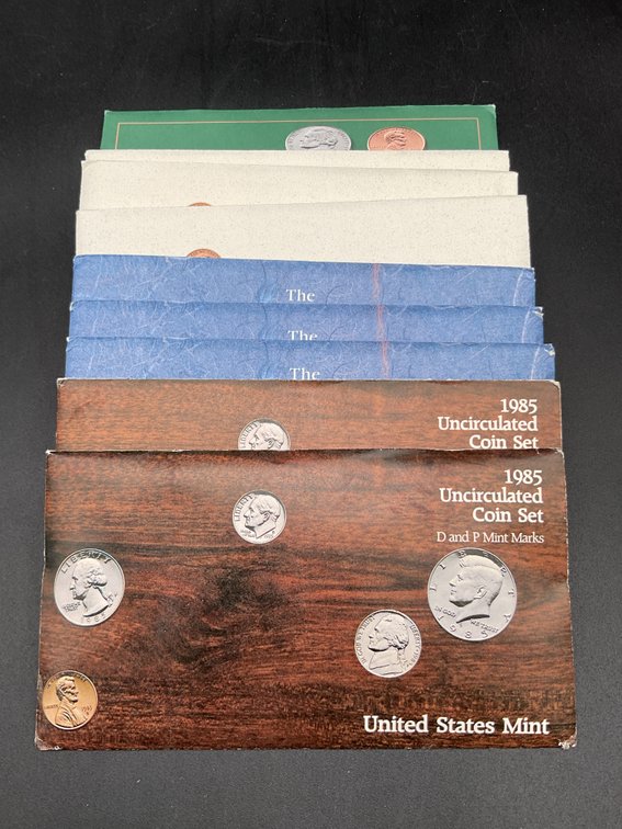9 Mint Sets