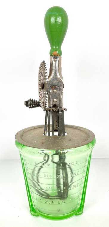 Uranium Glass Measuring Cup Mixer
