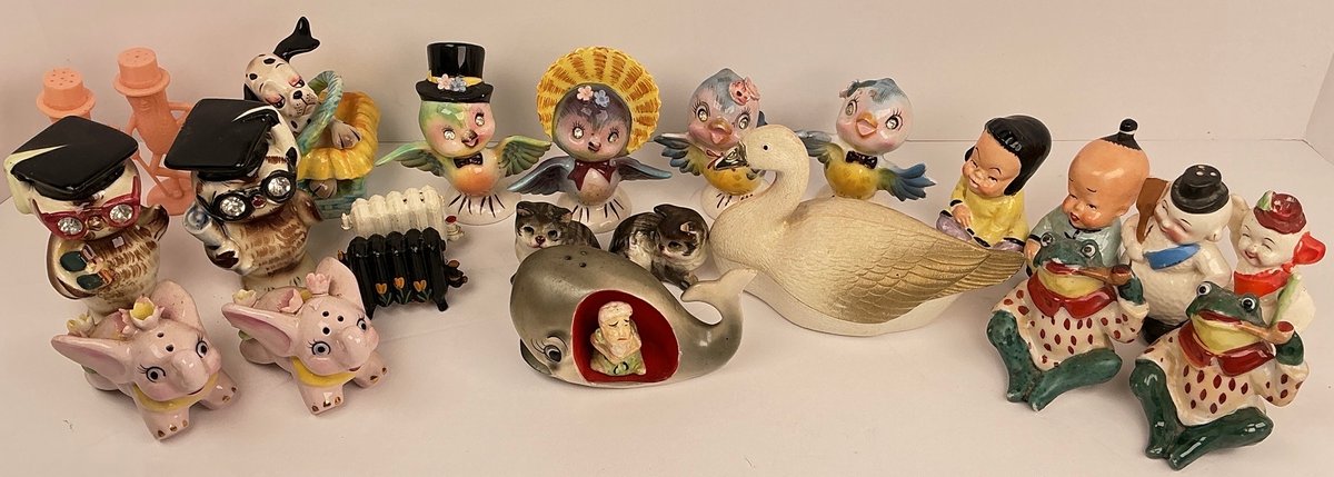 Vintage Lefton Salt & Pepper Shakers