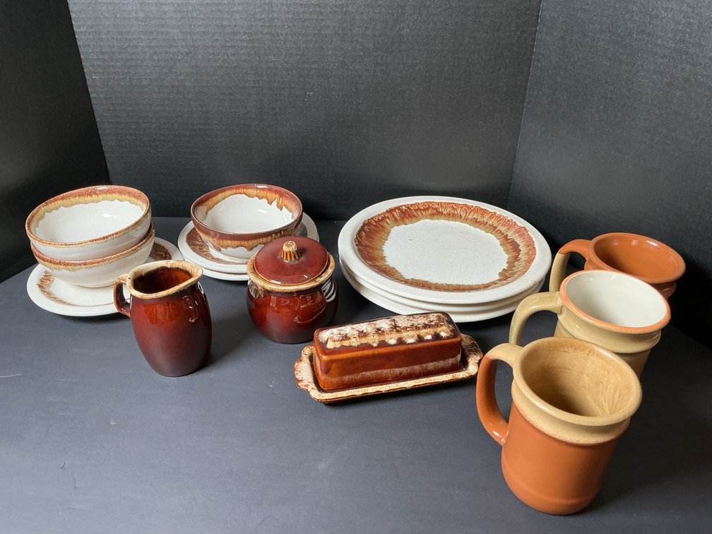 Miscellaneous Hull Oven Proof, Pfaltzgraff & Stoneware Dishes