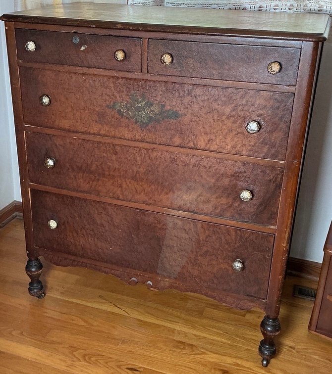 Vintage Five Drawer Dresser