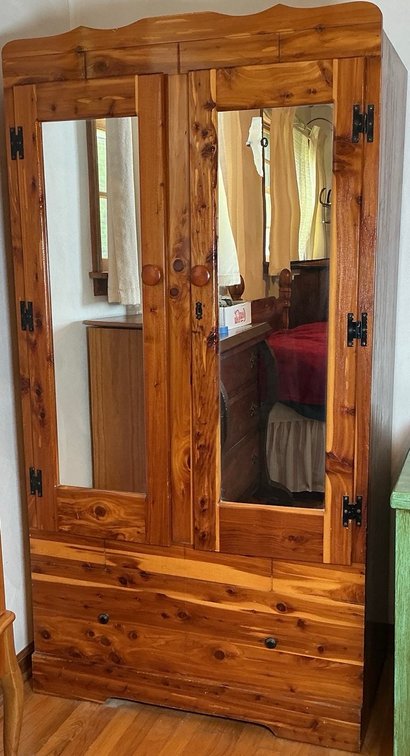 Cedar Wardrobe With Mirrors