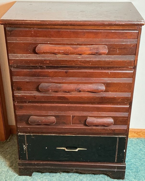 Three Drawer Dresser