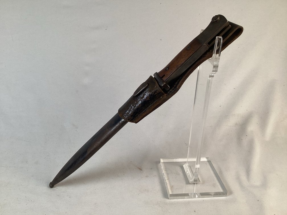 German K98 Bayonet with Scabbard and Frog
