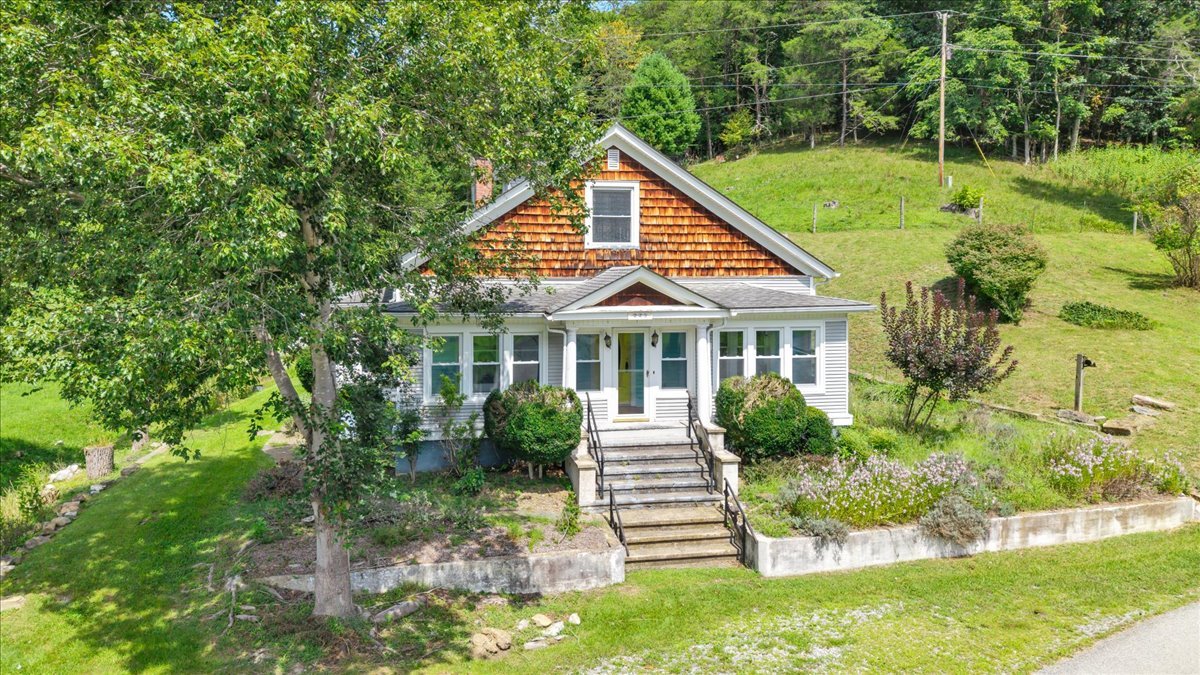 Image for FAR 756 - Your Giles Co. Country Home